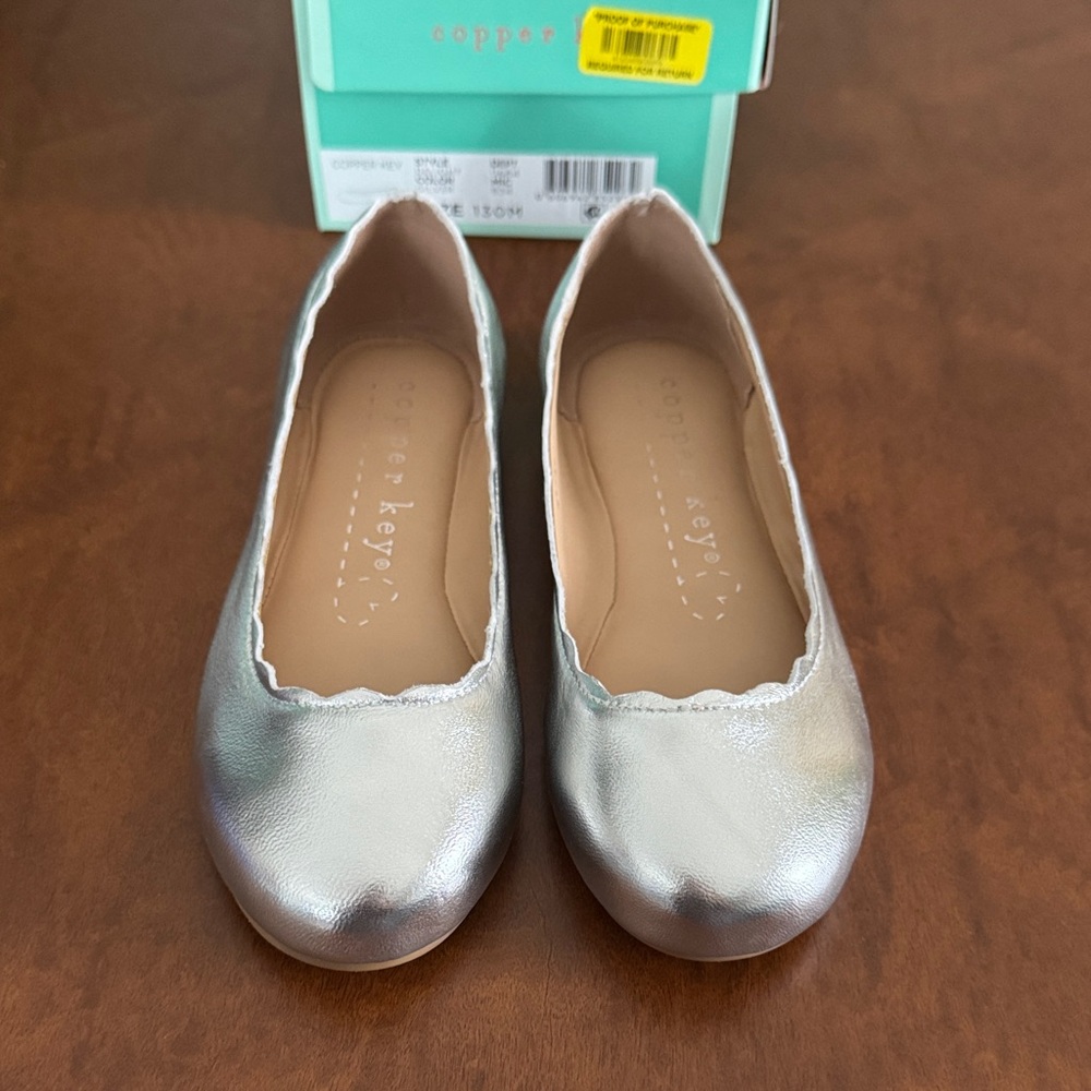 Copper Key Silver Girls Dress Shoes NIB